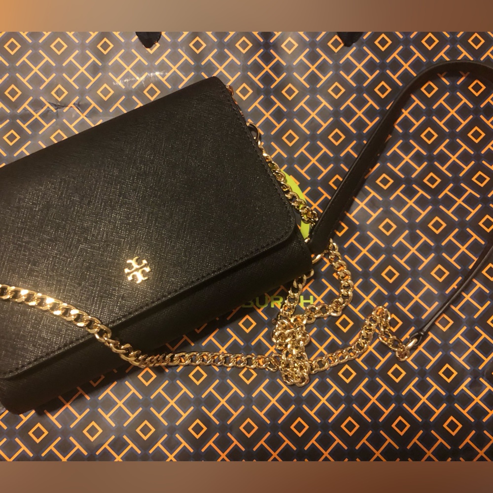 Tory Burch Emerson Chain Wallet